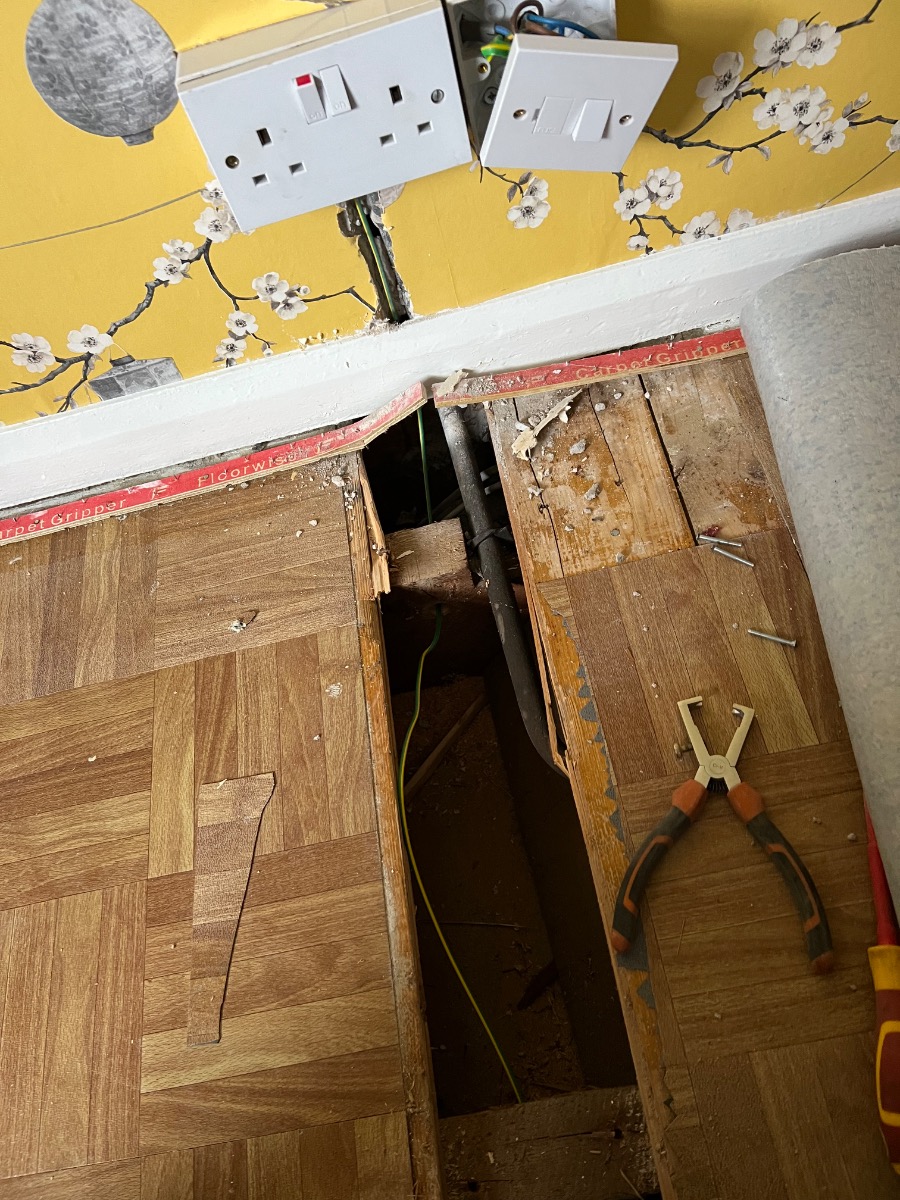 Electrician: Image 49